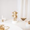 Ornament - hang losse aap beeldje 'de legende' - polyresin - goud - 11x7x19cm - Afbeelding 8